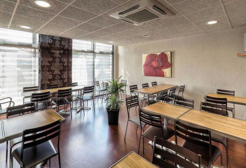 Suite Novotel Clermont Ferrand Polydome  | Clermont Ferrand | Puy-de-Dome | France 11