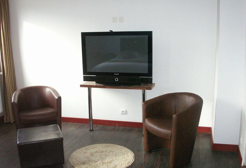 Inter-Hotel De l'Arrivée  | Guingamp | Côtes-d'Armor | France 13