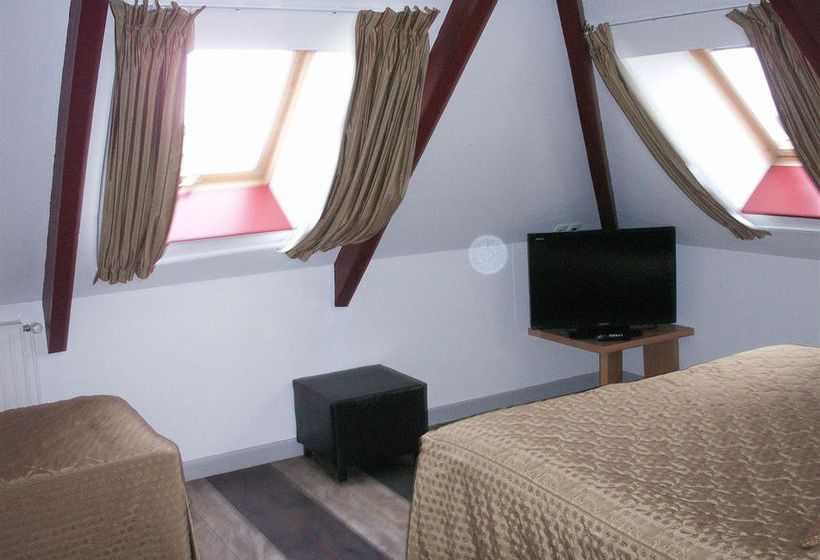 Inter-Hotel De l'Arrivée  | Guingamp | Côtes-d'Armor | France 15