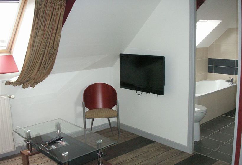 Inter-Hotel De l'Arrivée  | Guingamp | Côtes-d'Armor | France 2