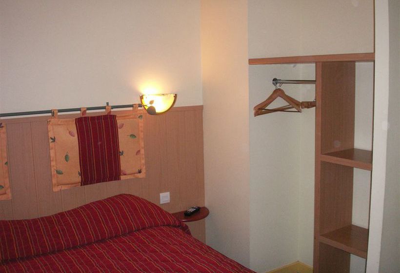 Inter-Hotel De l'Arrivée  | Guingamp | Côtes-d'Armor | France 5