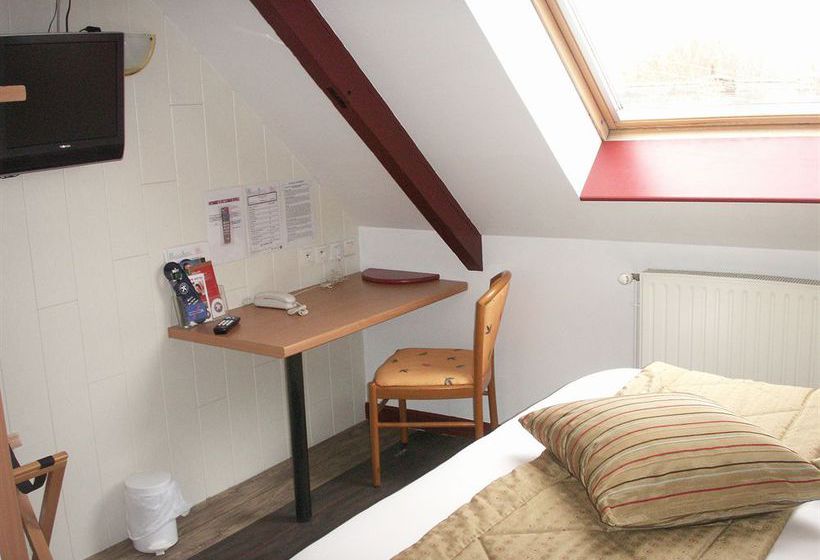 Inter-Hotel De l'Arrivée  | Guingamp | Côtes-d'Armor | France 9