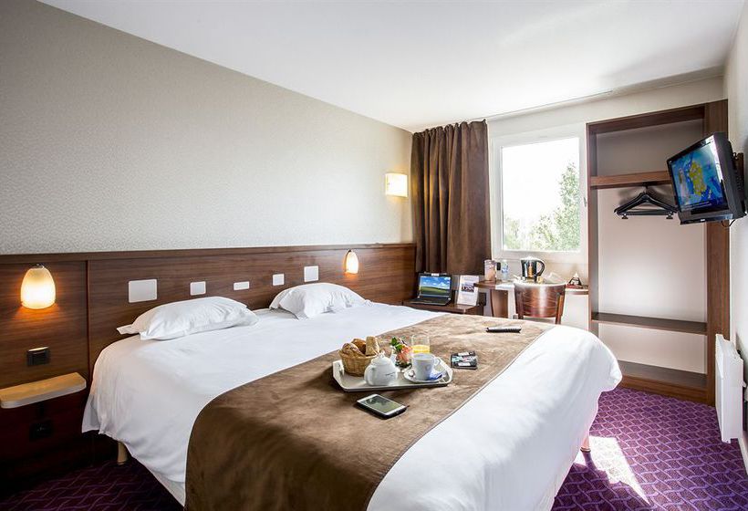 Brit Hotel Castel  | Rennes | Ille-et-Vilaine | France 19