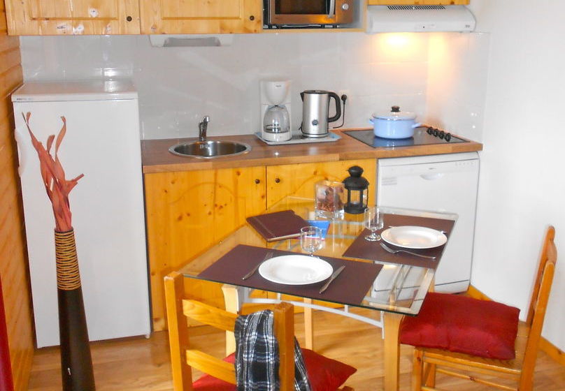 Cela Hotel Les Balcons De Recoin  | Chamrousse | Isère | France 4