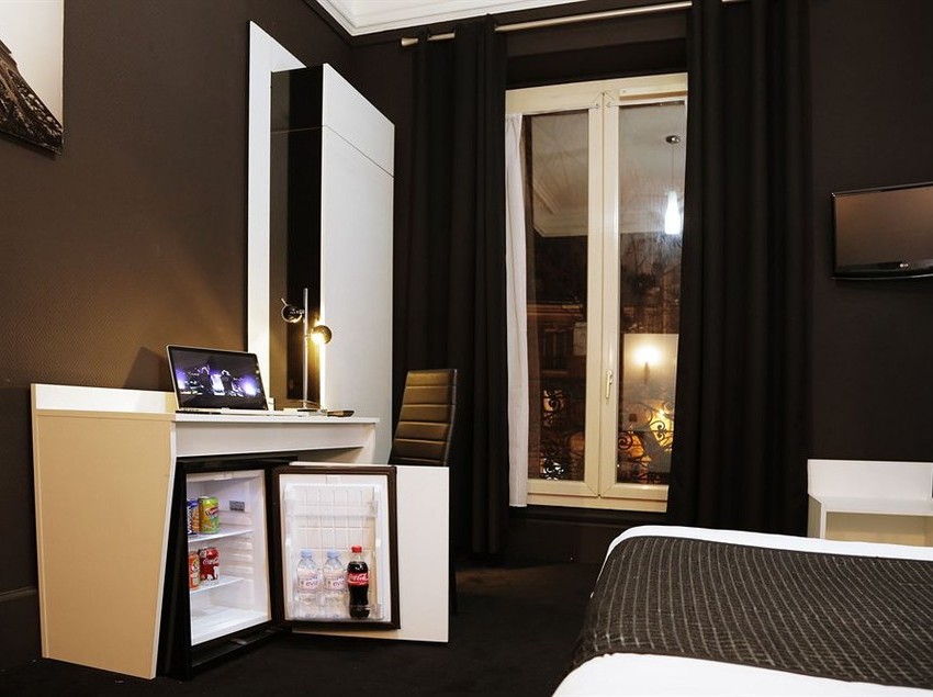 Hôtel De L'Exposition  | Paris | Paris | France 3