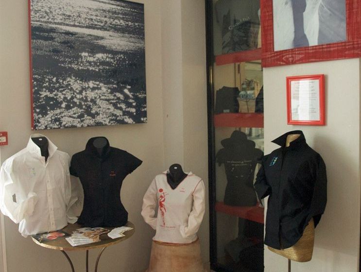 Hôtel Le Cheval Blanc  | Nîmes | Gard | France 9