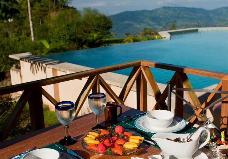 Hotel Río Magnolia Nature Lodge  | Alfombra | San José | Costa Rica 9