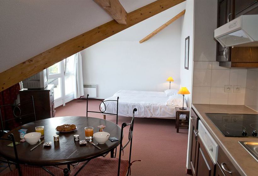 Residhotel Les Terrasses du Lac  | Évian-les-Bains | Haute-Savoie | France 10