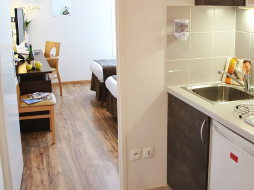 Hotel Séjours & Affaires Le Clos Beaumois - Caen