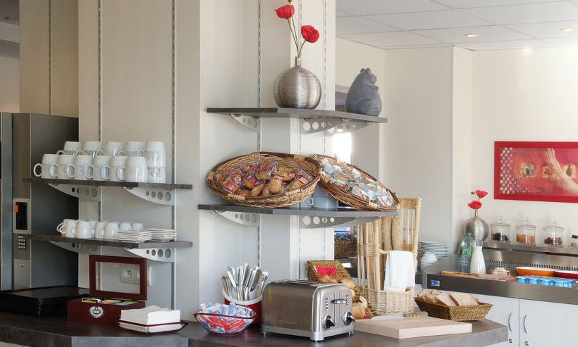 Hôtel Kyriad La Rochelle Centre  | La Rochelle | Charente-Maritime | France 12