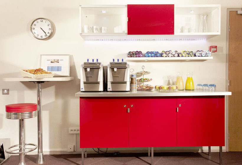 Hôtel Kyriad Lyon Est Bron Eurexpo Le Cottage  | Bron | Rhone | France 13