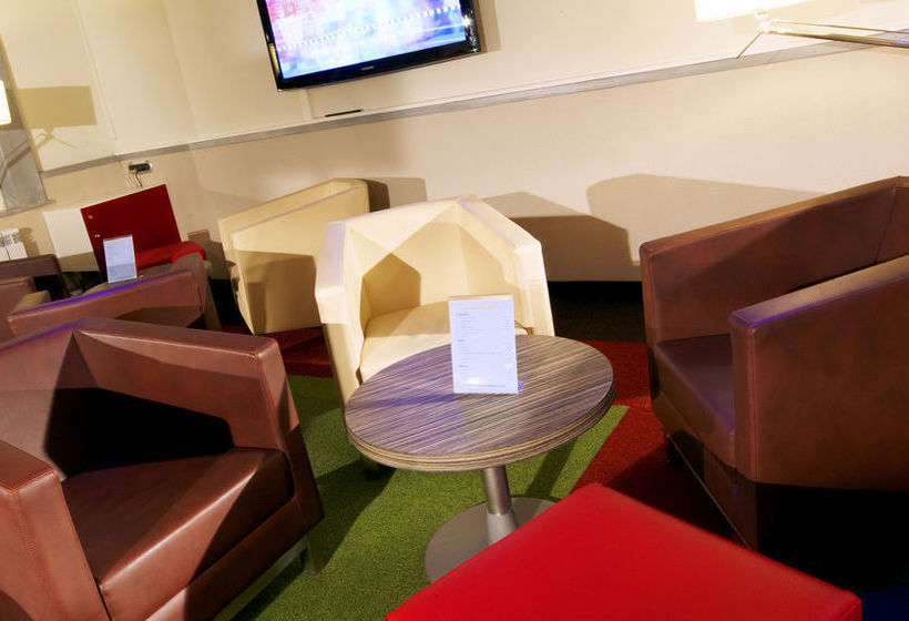 Hôtel Kyriad Lyon Est Bron Eurexpo Le Cottage  | Bron | Rhone | France 4