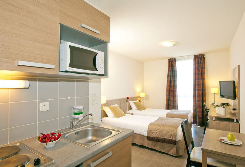 Hôtel Séjours & Affaires Moulin Neuf Manosque  | Manosque | Alpes-de-Haute-Provence | France 11