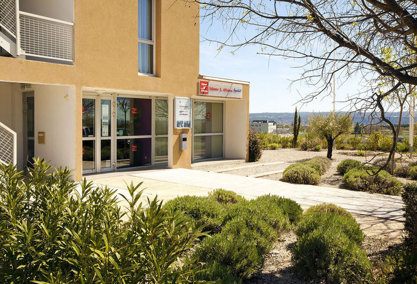 Hôtel Séjours & Affaires Moulin Neuf Manosque  | Manosque | Alpes-de-Haute-Provence | France 12