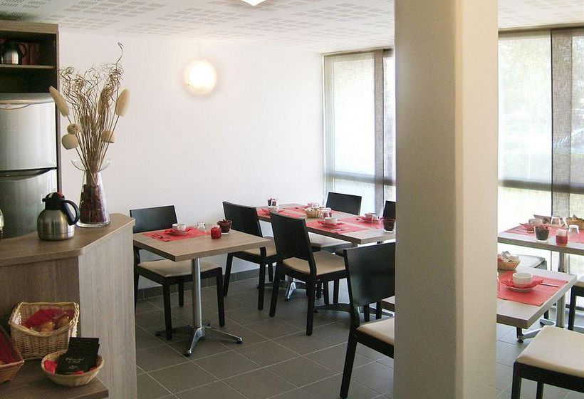 Hôtel Séjours & Affaires Moulin Neuf Manosque  | Manosque | Alpes-de-Haute-Provence | France 2