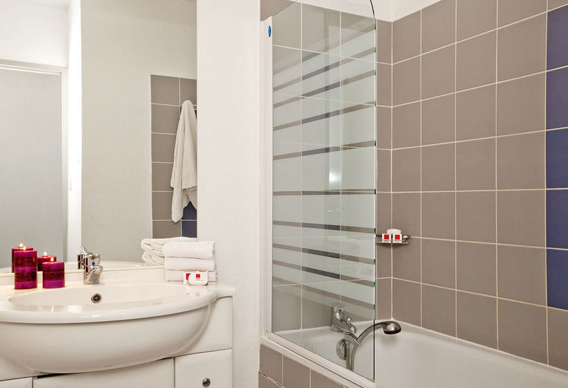 Hôtel Séjours & Affaires Moulin Neuf Manosque  | Manosque | Alpes-de-Haute-Provence | France 6