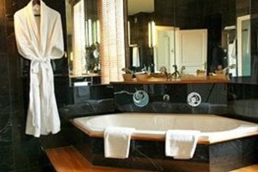 L'Hôtel de Beaune   | Beaune | Cote d'Or | France 19