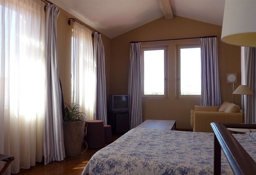 Hôtel De L Amphitheatre  | Arles | Bouches du Rhone | France 11