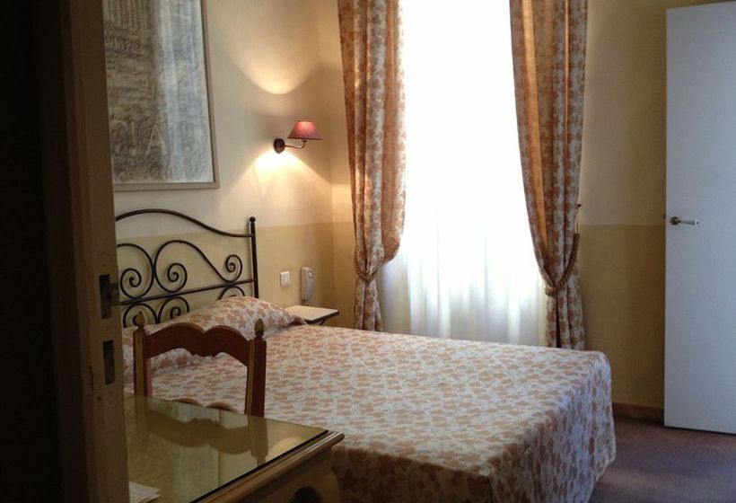 Hôtel De L Amphitheatre  | Arles | Bouches du Rhone | France 14