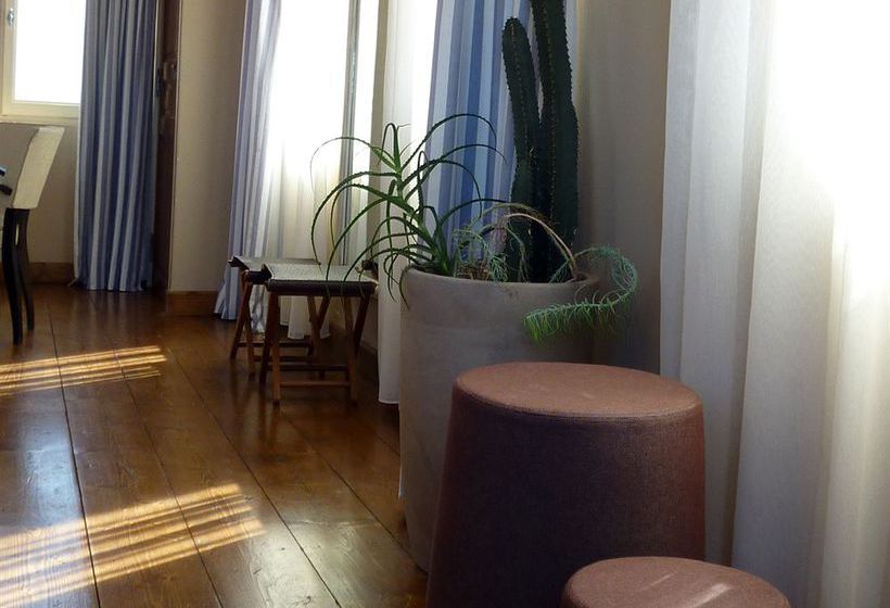 Hôtel De L Amphitheatre  | Arles | Bouches du Rhone | France 6