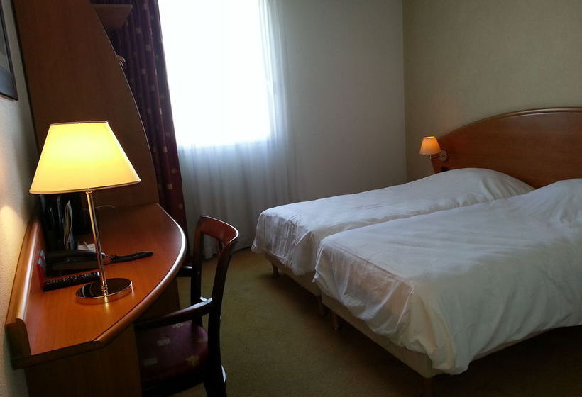 Pradotel  | Crolles | Isère | Francia 13