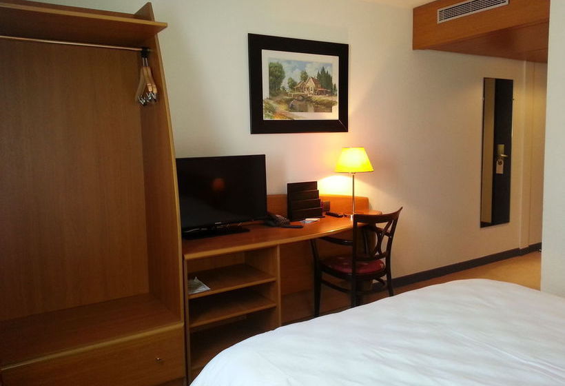 Pradotel  | Crolles | Isère | Francia 18