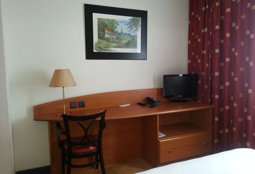 Pradotel  | Crolles | Isère | Francia 19