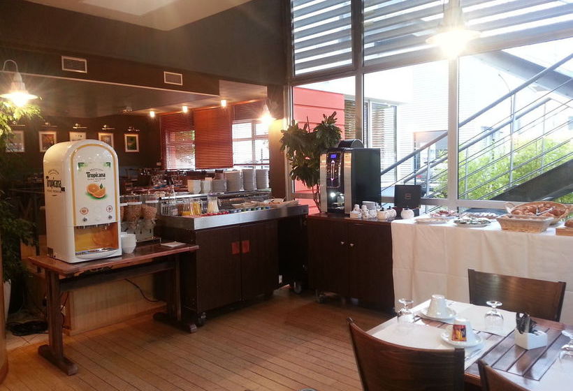 Pradotel  | Crolles | Isère | Francia 9