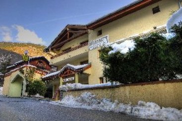 Hôtel Athena  | Brides les Bains | Savoie | France 1