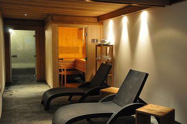 Hôtel Athena  | Brides les Bains | Savoie | France 5