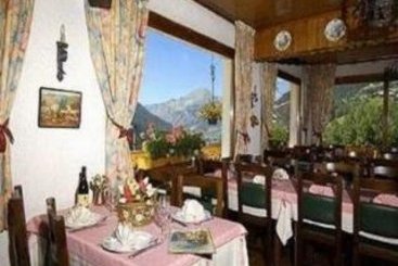 Hôtel Restaurant Le Castellan  | Chatel | Haute-Savoie | France 2