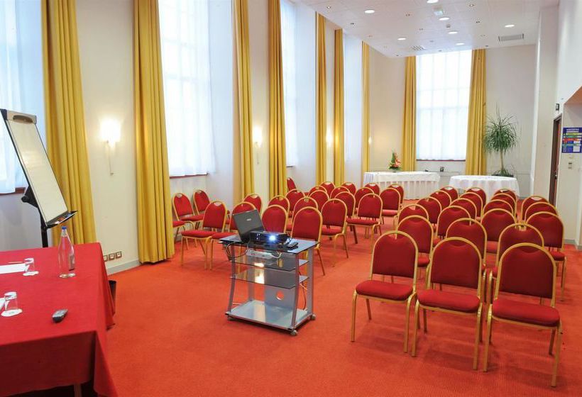 Best Western Hotel Colbert  | Chateauroux | Indre | France 10