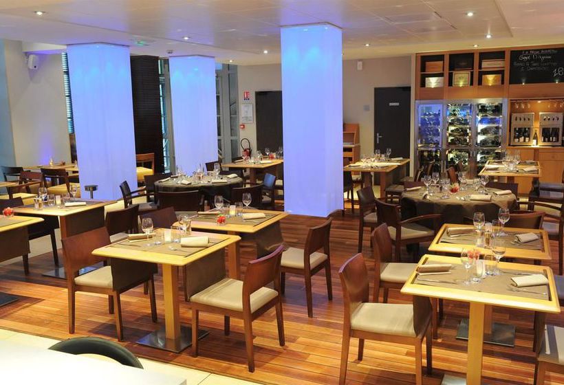 Best Western Hotel Colbert  | Chateauroux | Indre | France 8