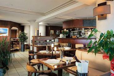 Hôtel Le Littoral  | Évian-les-Bains | Haute-Savoie | France 7