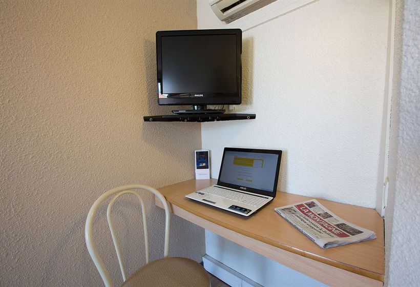 Hôtel Premiere Classe Clermont Ferrand Nord  | Clermont Ferrand | Puy-de-Dome | France 1