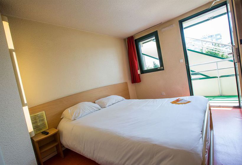 Hôtel Premiere Classe Clermont Ferrand Nord  | Clermont Ferrand | Puy-de-Dome | France 4