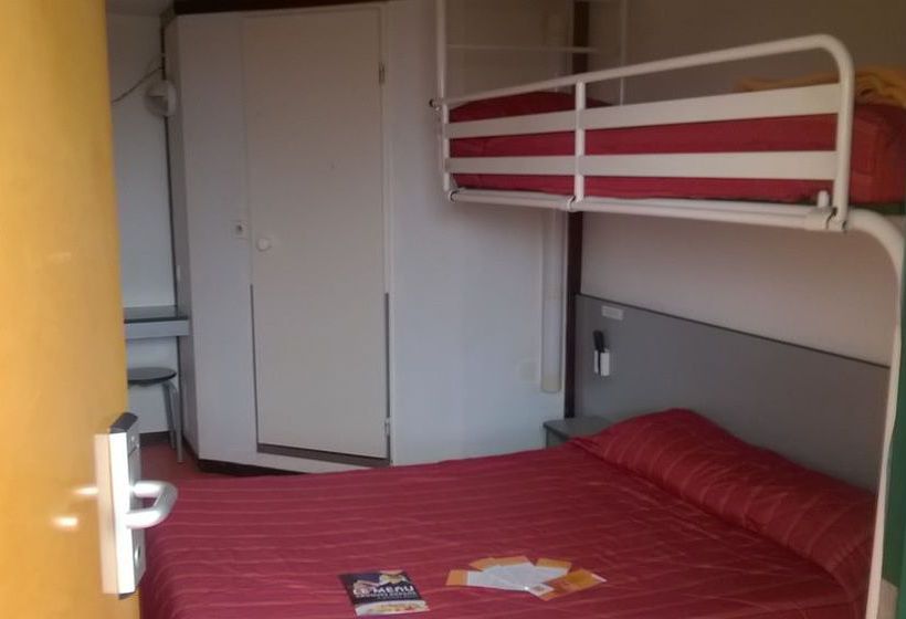 Hôtel Premiere Classe Epinal  | Epinal | Vosges | France 16