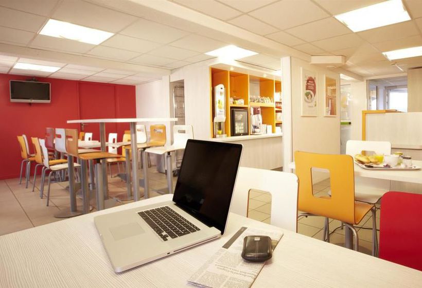 Hôtel Premiere Classe Arles  | Arles | Bouches du Rhone | France 20