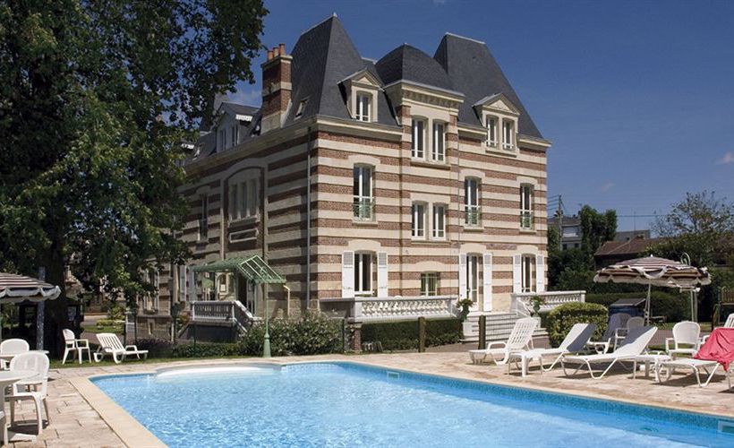 Hôtels & Résidences La Closerie Cote Casino 